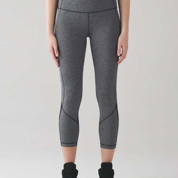 Lululemon Pace Rival Crop Leggings Heathered Grey Black Size 4 Running Yoga - Picture 1 of 7